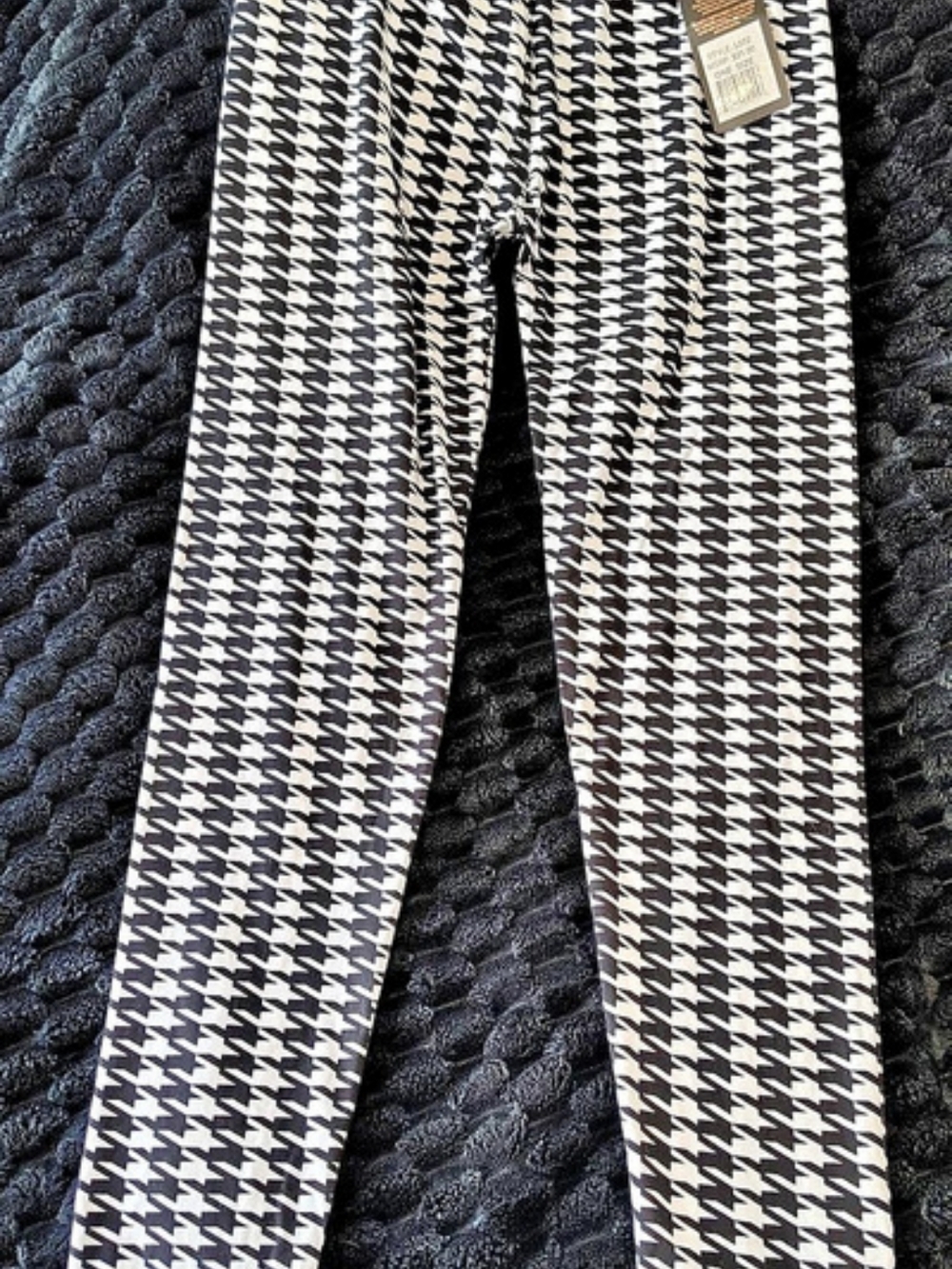 Lovely Boutique Houndstooth Pants in Black & White NWT